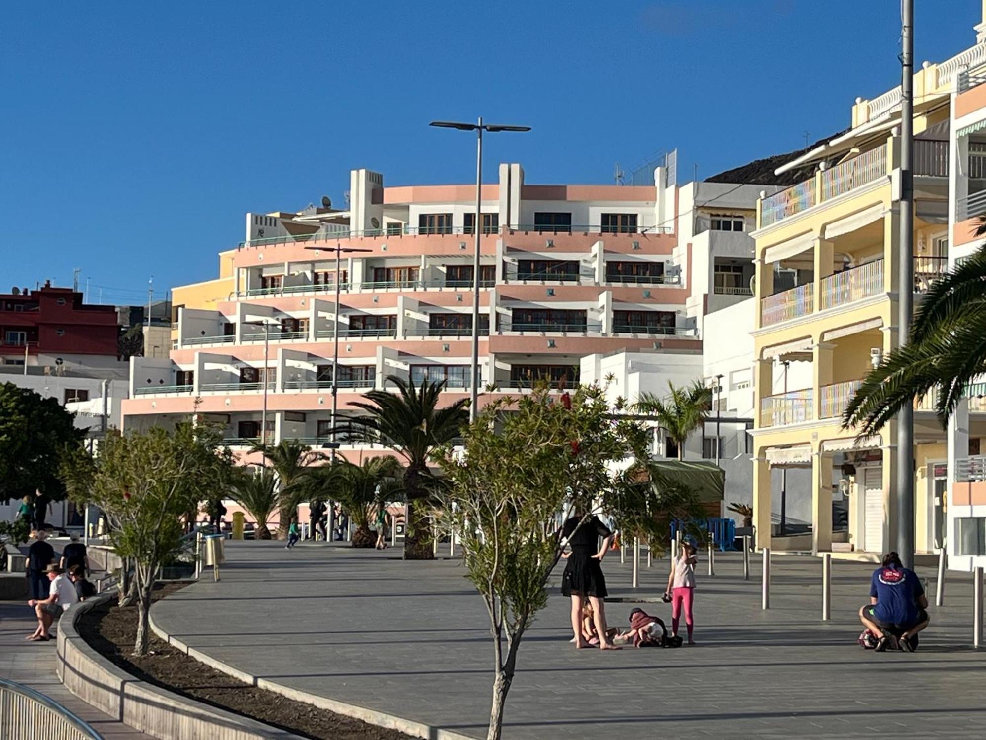 Donde Zenojal Puerto Naos Aparthotel Puerto De Naos Exterior photo